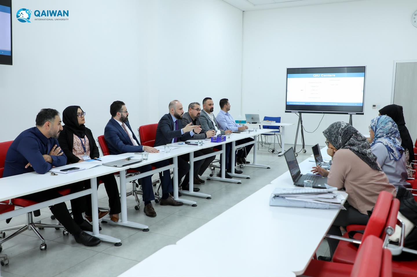 A high-level delegation from UTM visited QIU and was warmly received by the university's presidency, deans, and directors.